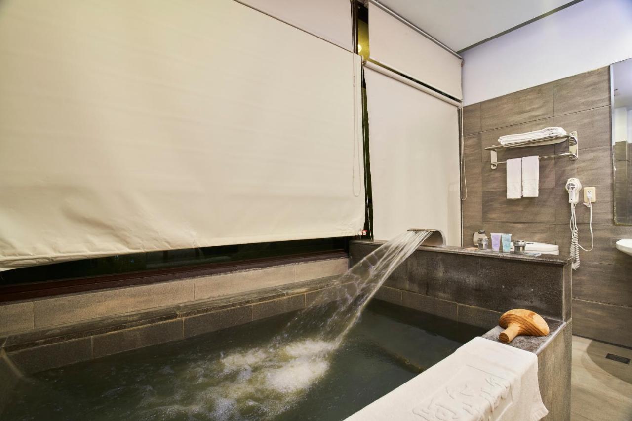 A-San Hot-Spring Hotel Jiaoxi Buitenkant foto